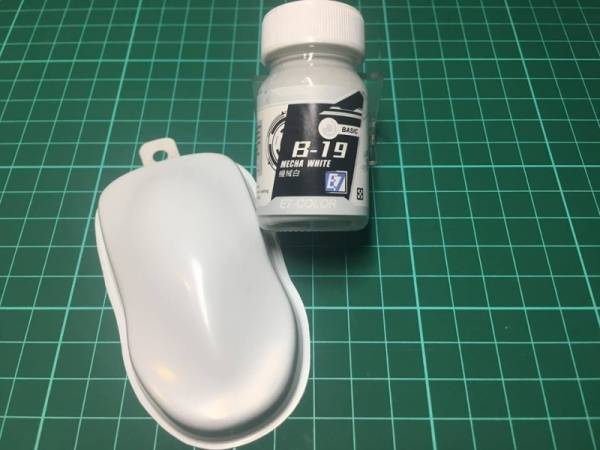 E7-B-19 機械白 E7.模型專用漆.硝基漆