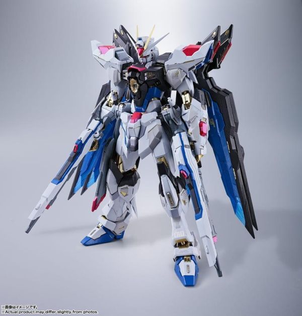 METAL BUILD 攻擊自由鋼彈 REVIVAL版 METAL BUILD 攻擊自由鋼彈 REVIVAL版