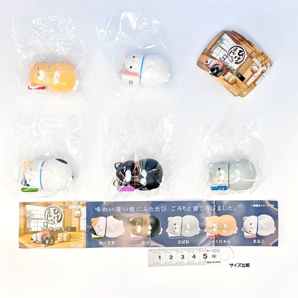 鬍鬚饅頭貓 睡覺公仔 P2  扭蛋 轉蛋 鬍鬚饅頭貓 睡覺公仔 P2  扭蛋 轉蛋