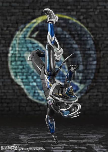 2月預購 BANDAI SHF 假面騎士MY-TH (初回生產) BANDAI SHF 假面騎士MY-TH (初回生產)