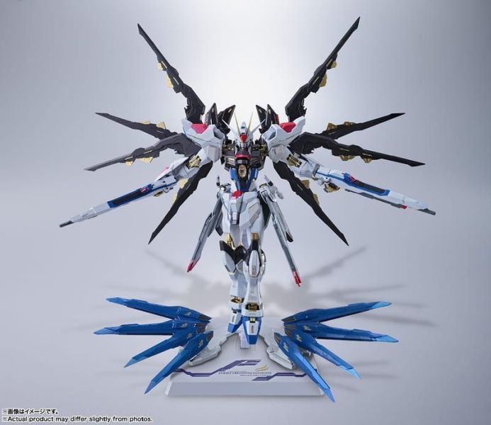 METAL BUILD 攻擊自由鋼彈 REVIVAL版 METAL BUILD 攻擊自由鋼彈 REVIVAL版