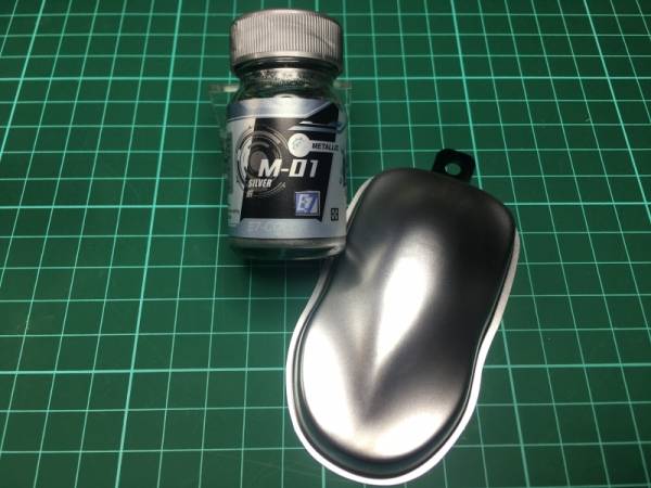 E7-MODEL M-01 銀 E7-MODEL M-01 銀