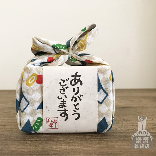 和布華 時尚和風小布敷 和布華,ありがとう,ギフト,招財貓,達摩,富士山,布敷,送禮,過年送禮,生日送禮,日本手帕,はんかち,あめはん,wafuka,正月緣起物,2021新年,日本雜貨,新居,送禮,新居落成,裝飾,居家裝飾,開運,過年裝飾,除厄運,迎新春,新春,平安,闔家平安,永保安康,禮物,伴手禮,送禮選擇,送好禮,緣起物,招財,日本
