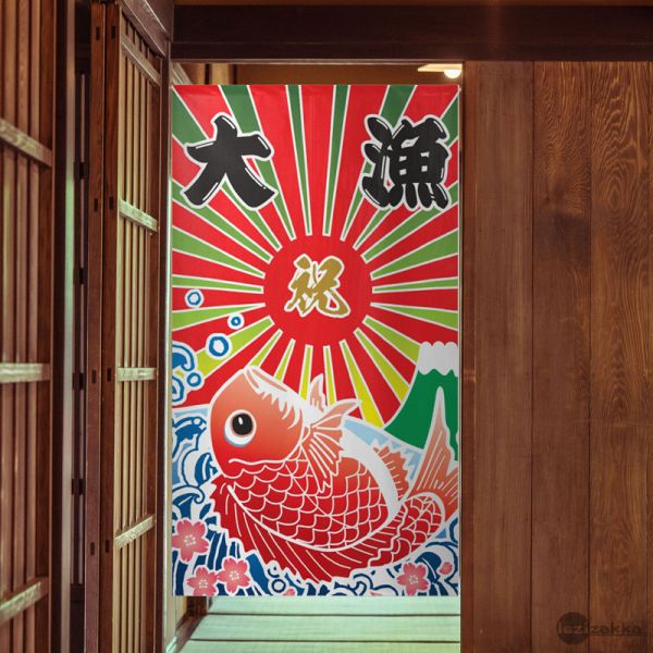 日本製 風水門簾 - 大漁豐收 大漁豐收.居酒屋裝飾,燒烤店門簾,日本門簾.日式門簾.日式掛簾.門簾風水.門簾日式.門簾推薦.獅子舞日本.獅子舞.七福神日本.牆壁裝飾.掛布布簾.布帘.門布帘.遮光門簾.日本緣起物.