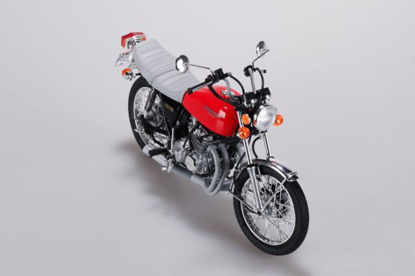 預購12月 青島社 1/12 #22 本田 CB400FOUR '76 訂製 