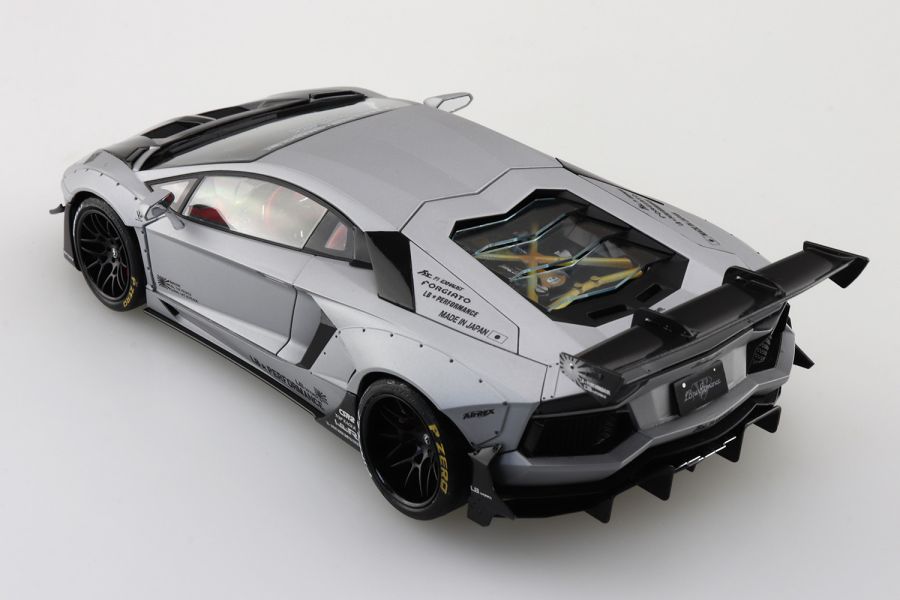 青島 1/24 LB #19 藍寶堅尼Aventador 限量版1 