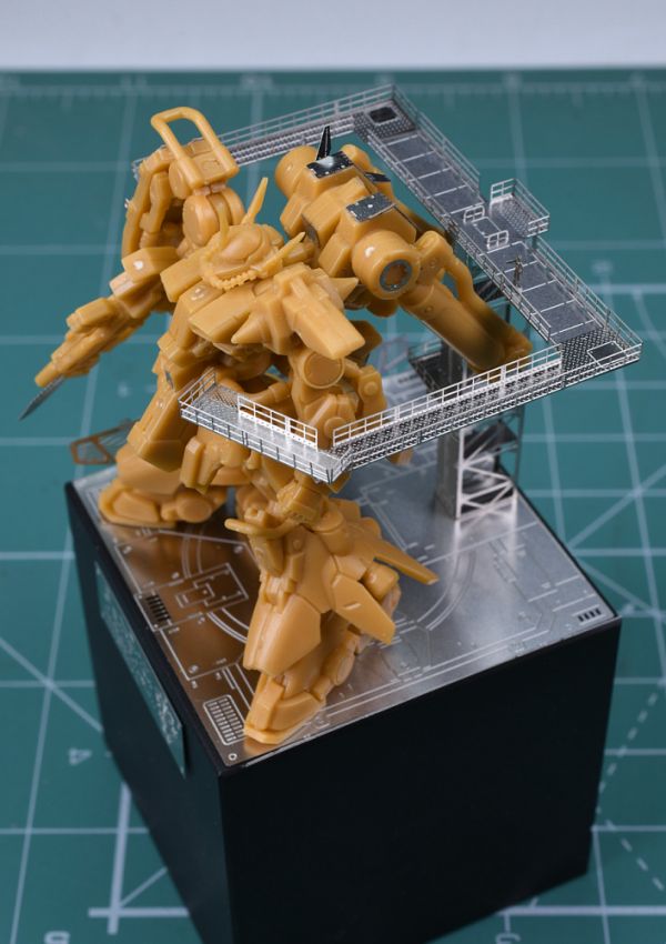 MADWORKS MT-39 Artifact/Converge/食玩扭蛋 用情景蝕刻片改造套件 木塊底座 (不含銘版)