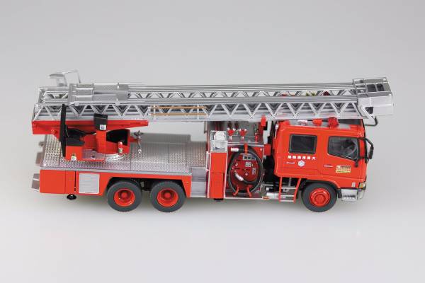 AOSHIMA 1/72 消防 雲梯車 (大津市消防局) AOSHIMA 1/72 化學 消防水車 (大阪消防局C6)
