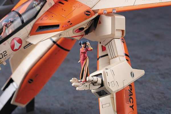 HASEGAWA 長谷川1/72超時空要塞VF-1D GERWALK 女武神 