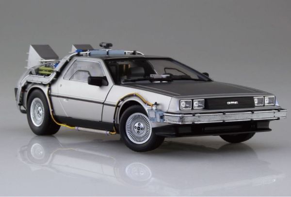 青島社 1/24 回到未來 PartI DeLorean 時光機 時光車 