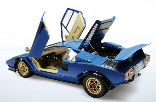 青島社 AOSHIMA 1/24 藍寶堅尼 '76 Wolf Countach Ver.2 組裝模型 