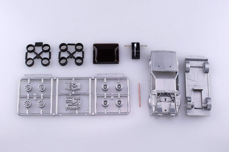 青島社 AOSHIMA 1/43 回到未來 Back To The Future DeLorean III ＆鐵路 迴力車 組裝模型 AOSHIMA 1/24 霹靂遊俠 李麥克 夥計 2000 K.I.T.T. 第四季