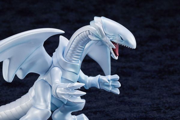 Amakuni 遊戲王 怪獸之決鬥 青眼白龍 軟膠公仔 