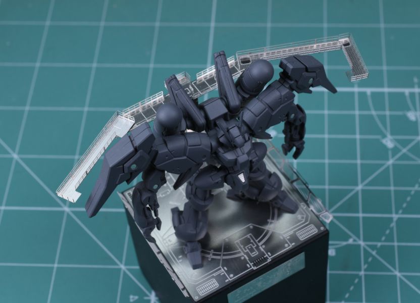 MADWORKS MT-39 Artifact/Converge/食玩扭蛋 用情景蝕刻片改造套件 木塊底座 (不含銘版)