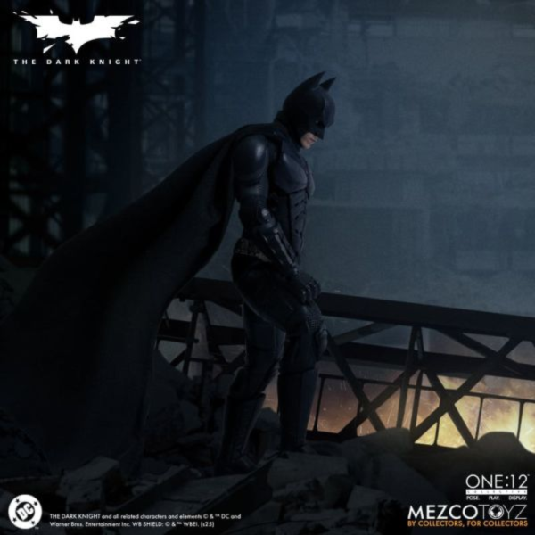 預購26年10月 Mezco One:12 Collective 黑暗騎士 蝙蝠俠 約17cm 可動 