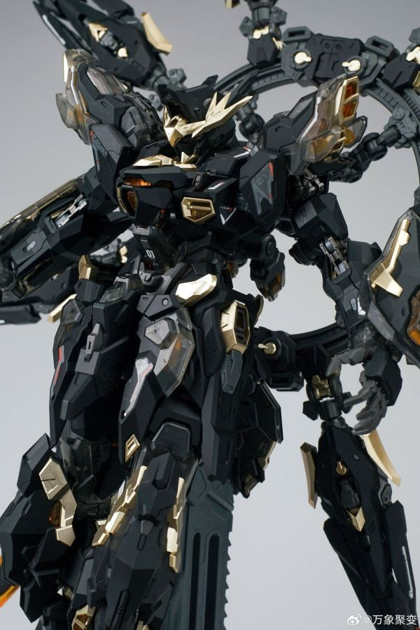 萬象聚變 1/100 黑天啟 預噴塗外甲 合金骨架 組裝模型 