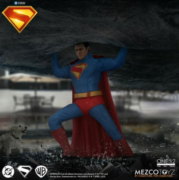 預購26年9月 Mezco One:12 Collective 超人 可動人偶 