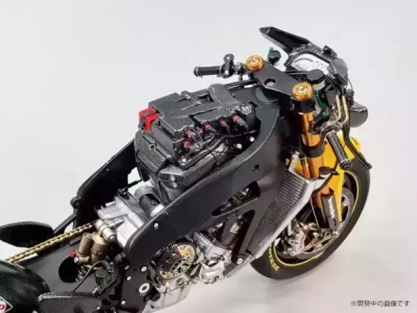 PLATZ  1/12 BX13002 山葉 YZR-M1 2007 組裝模型 