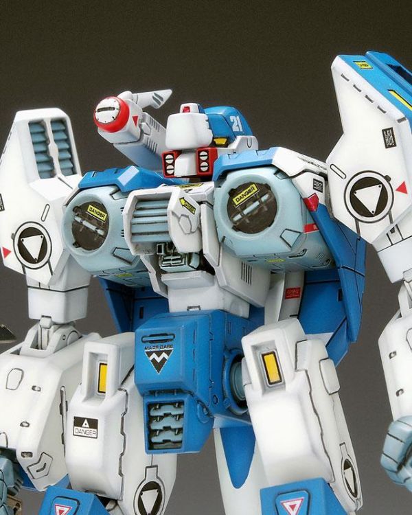 預購1月 WAVE 1/72 KM-201 Legioss ETA 裝甲士兵 組裝模型 