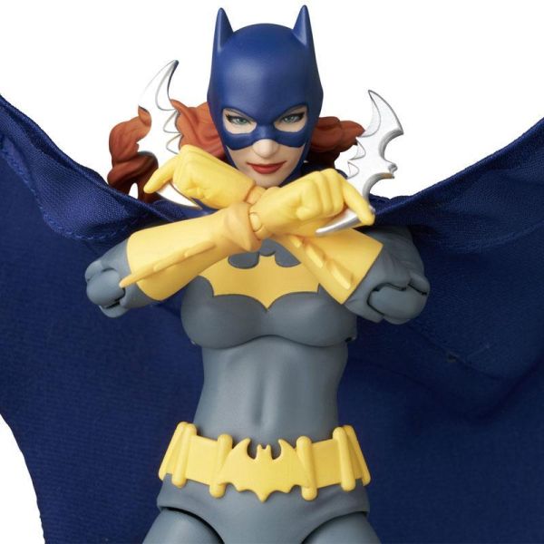 預購27年7月 Medicom Toy MAFEX 蝙蝠俠:緘默 蝙蝠女 回憶ver.(可動) 