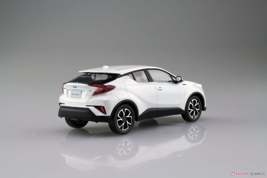 青島社 AOSHIMA 1/32 汽車模型 豐田 C-HR 閃耀珍珠白 (免膠免塗裝) 汽車模型 