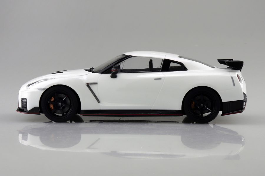 預購10月 樂Pla Snap Car 05-BW GT-R NISMO R35 2017 珠白 