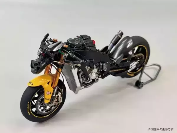 PLATZ  1/12 BX13002 山葉 YZR-M1 2007 組裝模型 
