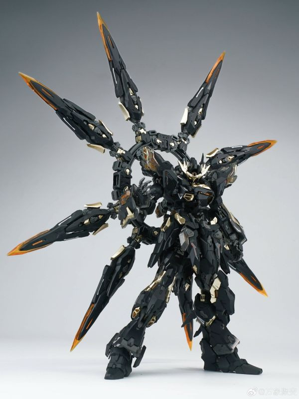 萬象聚變 1/100 黑天啟 預噴塗外甲 合金骨架 組裝模型 