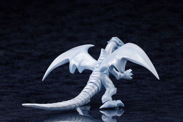 Amakuni 遊戲王 怪獸之決鬥 青眼白龍 軟膠公仔 