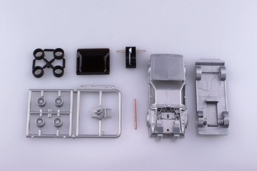 青島社 AOSHIMA 1/43 回到未來 Back To The Future DeLorean II 迴力車 組裝模型 AOSHIMA 1/24 霹靂遊俠 李麥克 夥計 2000 K.I.T.T. 第四季