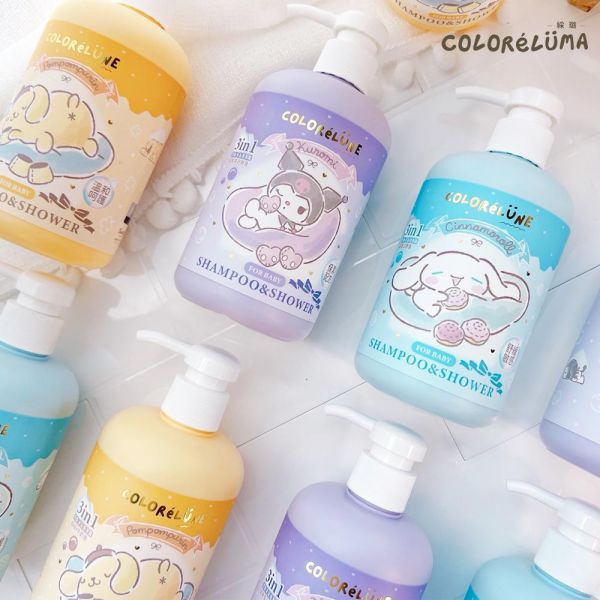 適合0-12歲嬰幼兒｜三麗鷗酷洛米保濕3in1洗髮沐浴露500ml-鼠尾草舒眠香 三麗鷗聯名,酷洛米,綵悅ColoréLuma,綵璐
 保濕 ,3in1  ,洗髮  ,沐浴露  
,多功能洗沐用品  ,天然植萃成分  
, 0-12歲適用嬰幼兒洗沐  
,嬰兒  ,兒童  ,嬰幼兒洗沐用品  
,適合全家使用的3in1洗髮沐浴露 
,鼠尾草舒眠香  ,舒眠香氛  
,鼠尾草香氛天然洗髮沐浴露  
,天然植萃舒眠香氛洗沐用品  
,三麗鷗酷洛米保濕洗髮沐浴露推薦