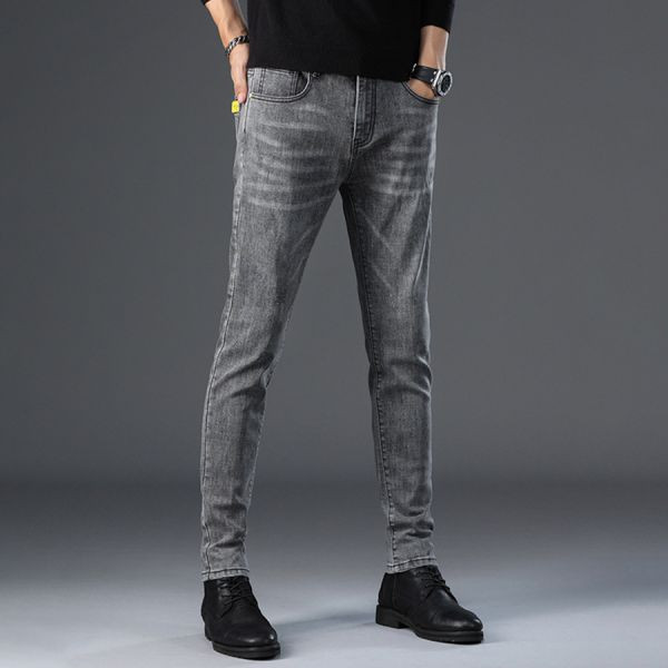 皇沙彈力修身牛仔長褲 - 1配色（限時特賣 - 5折） 幕峰MuFeng,男裝特賣,5折優惠,快閃活動,限時出清,網路購物,男裝品牌,超值優惠,時尚穿搭,2025特賣