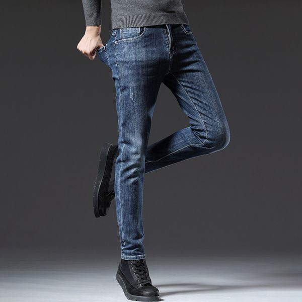 嵐綻彈力修身牛仔長褲 - 1配色（限時特賣 - 5折） 幕峰MuFeng,男裝特賣,5折優惠,快閃活動,限時出清,網路購物,男裝品牌,超值優惠,時尚穿搭,2025特賣
