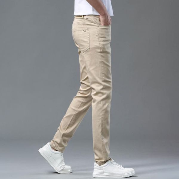 歐皇彈力修身牛仔長褲 - 1配色（限時特賣 - 5折） 幕峰MuFeng,男裝特賣,5折優惠,快閃活動,限時出清,網路購物,男裝品牌,超值優惠,時尚穿搭,2026特賣