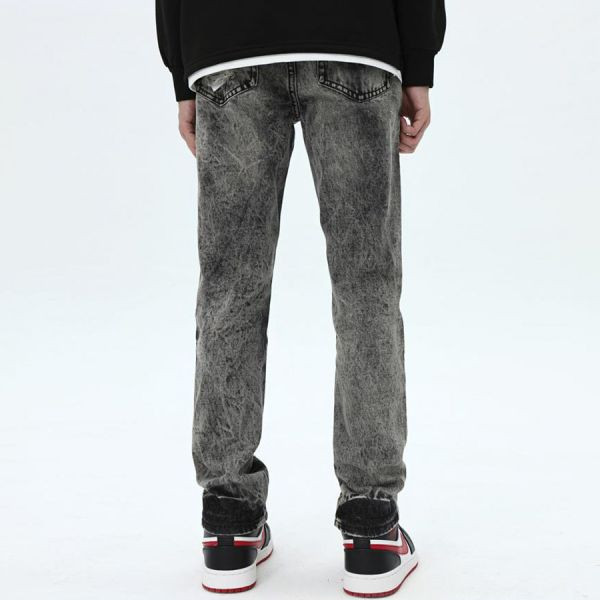 雄野拼接破洞牛仔長褲 - 1配色（限時特賣 - 4折） 幕峰MuFeng,男裝特賣,5折優惠,快閃活動,限時出清,網路購物,男裝品牌,超值優惠,時尚穿搭,2025特賣