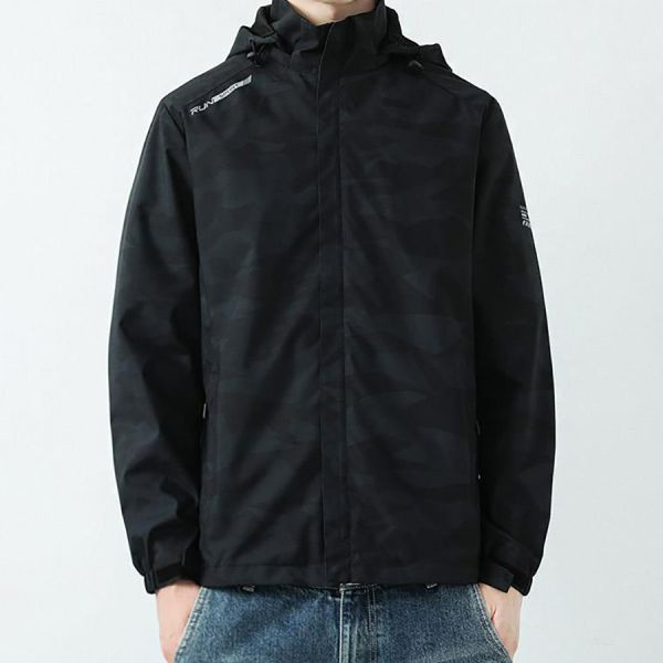 隱影迷彩連帽防風薄外套 - 3配色（限時特賣 - 5折） 幕峰MuFeng,男裝特賣,5折優惠,快閃活動,限時出清,網路購物,男裝品牌,超值優惠,時尚穿搭,2025特賣