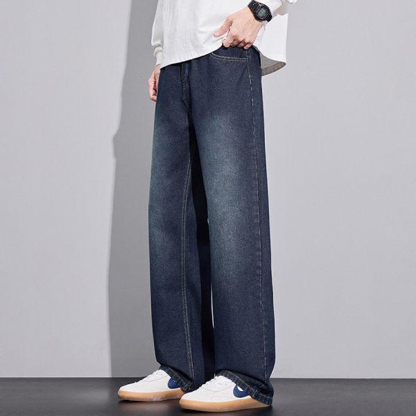 本著寬鬆直筒休閒牛仔長褲 - 3配色（限時特賣 - 5折） 幕峰MuFeng,男裝特賣,5折優惠,快閃活動,限時出清,網路購物,男裝品牌,超值優惠,時尚穿搭,2026特賣