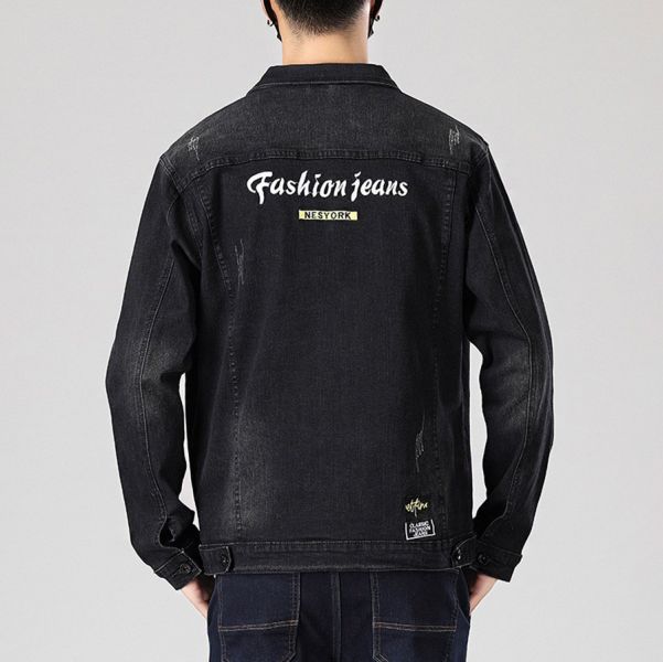潮魂刺繡牛仔外套 - 1配色 幕峰MuFeng,牛仔外套,外套,潮流,男生穿搭,流行,刺繡,網路購物,2025,夾克