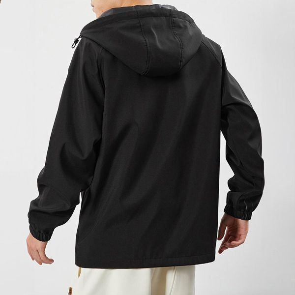 輕奢防風連帽外套 - 2配色（限時特賣 - 5折） 幕峰MuFeng,男裝特賣,5折優惠,快閃活動,限時出清,網路購物,男裝品牌,超值優惠,時尚穿搭,2025特賣