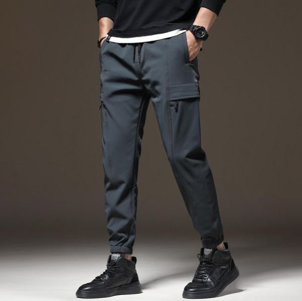 高逸重磅修身縮口九分長褲 - 2配色（限時特賣 - 5折） 幕峰MuFeng,男裝特賣,5折優惠,快閃活動,限時出清,網路購物,男裝品牌,超值優惠,時尚穿搭,2025特賣