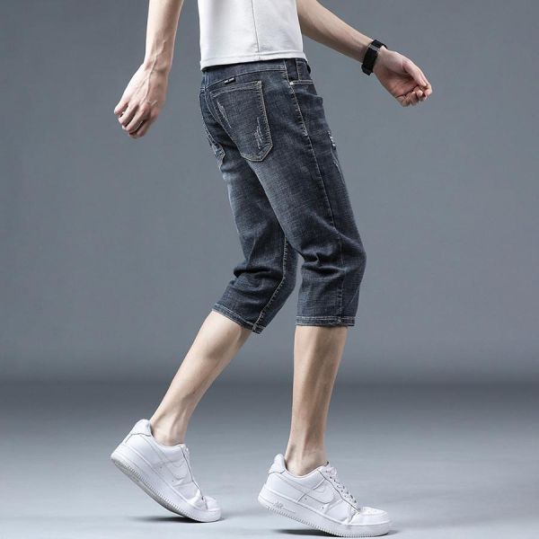 勁裂彈力修身刷破牛仔七分短褲 - 1配色 幕峰MuFeng,牛仔七分褲,刷破牛仔褲,修身短褲男,彈力牛仔褲,潮流短褲,夏季男裝,街頭穿搭,百搭短褲,單色款