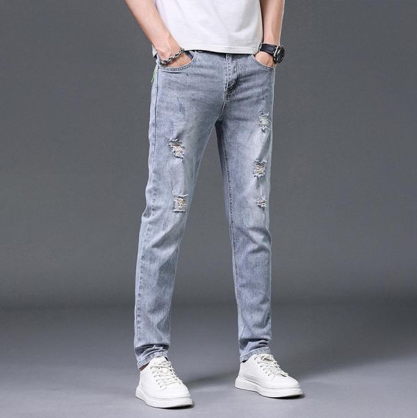 清岑破洞彈力修身牛仔長褲 - 1配色 幕峰MuFeng,淺色牛仔褲,彈力牛仔褲,修身小腳褲,夏季牛仔褲,薄款牛仔褲,男士長褲,潮流穿搭,休閒牛仔,百搭長褲