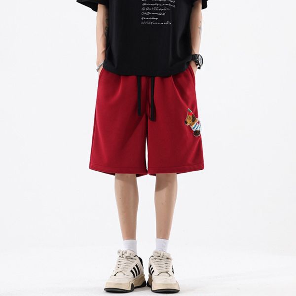臘汪刺繡休閒寬鬆短褲 - 3配色 幕峰MuFneg,貼布繡,短褲,可愛,男生,穿搭,百搭,網路購物,大尺碼,2025
