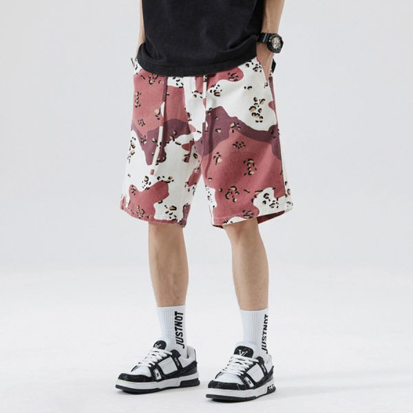 粉焰迷彩裝牛仔短褲 - 1配色（限時特賣 - 5折） 幕峰MuFeng,男裝特賣,5折優惠,快閃活動,限時出清,網路購物,男裝品牌,超值優惠,時尚穿搭,2025特賣