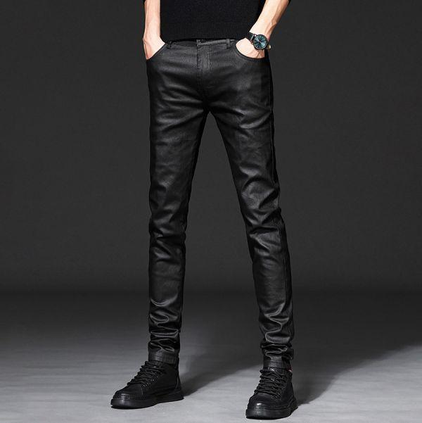 曜痕彈力修身亮面牛仔長褲 - 1配色（限時特賣 - 5折） 幕峰MuFeng,男裝特賣,5折優惠,快閃活動,限時出清,網路購物,男裝品牌,超值優惠,時尚穿搭,2026特賣