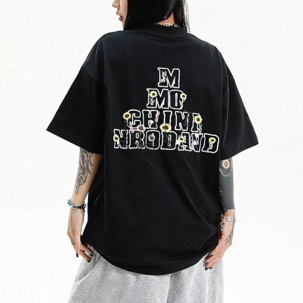 雛菊潮流刺繡短袖 - 3配色 幕峰MuFeng,刺繡,雛菊,短袖,美式風格,2025,情侶裝,春夏穿搭,網路購物,潮流穿搭