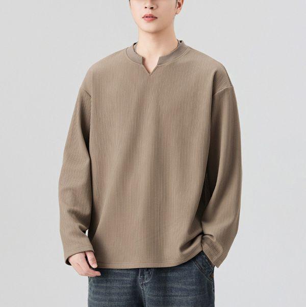啟嶺小V開口圓領休閒長袖 - 3配色（限時特賣 - 5折） 幕峰MuFeng,男裝特賣,5折優惠,快閃活動,限時出清,網路購物,男裝品牌,超值優惠,時尚穿搭,2026特賣