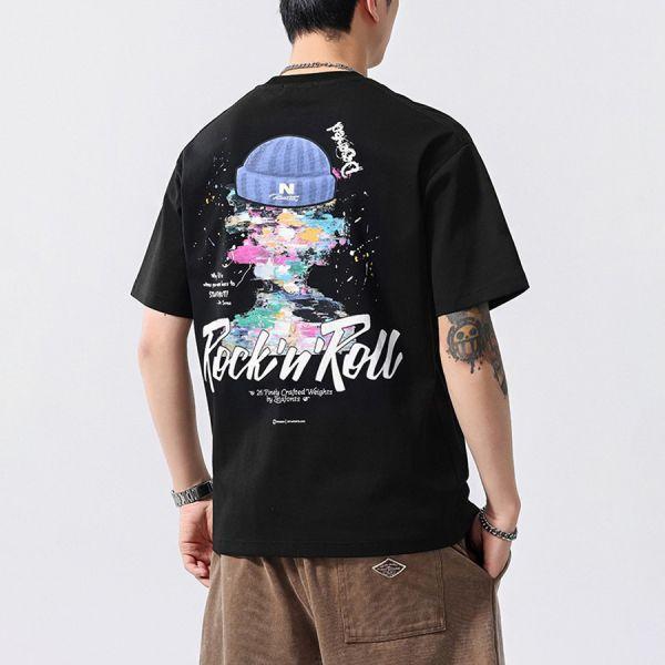 霧視刺繡印花潮流短袖 - 2配色（限時特賣 - 5折） 幕峰MuFeng,男裝特賣,5折優惠,快閃活動,限時出清,網路購物,男裝品牌,超值優惠,時尚穿搭,2026特賣