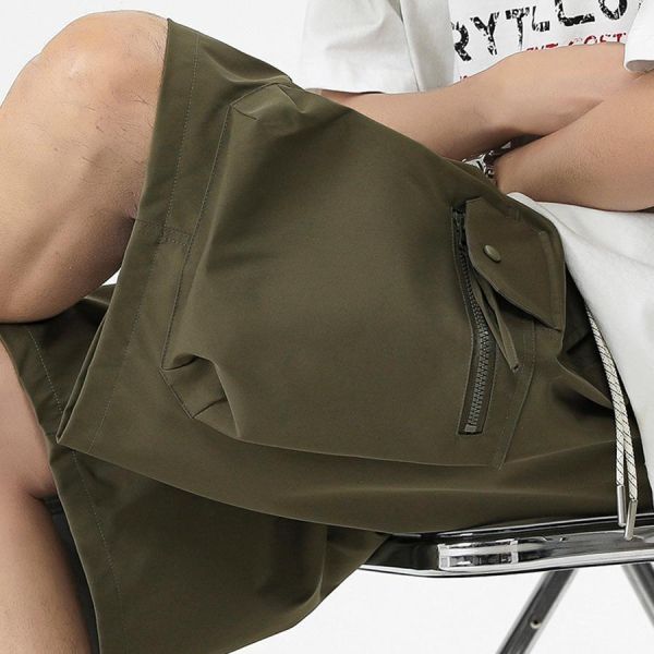 輕行寬鬆工裝五分短褲 - 4配色 幕峰MuFeng,工裝短褲男,五分短褲,戶外短褲,寬鬆短褲,多口袋設計,夏季男裝,休閒短褲,機能風穿搭,男裝下身