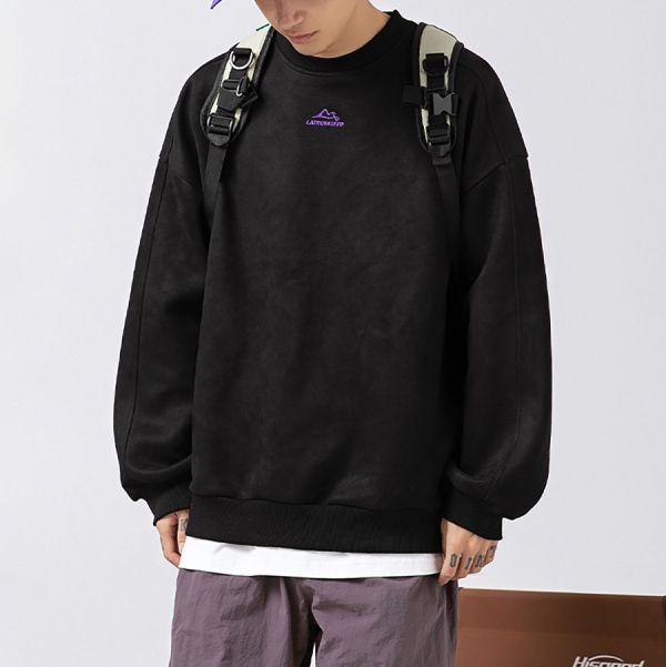 麂暖重磅潮流刺繡長袖 - 2配色（限時特賣 - 5折） 幕峰MuFeng,男裝特賣,5折優惠,快閃活動,限時出清,網路購物,男裝品牌,超值優惠,時尚穿搭,2025特賣